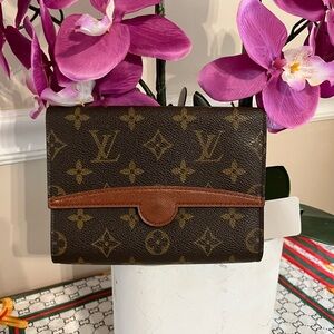 Elegant Brown Designer Women's Bag